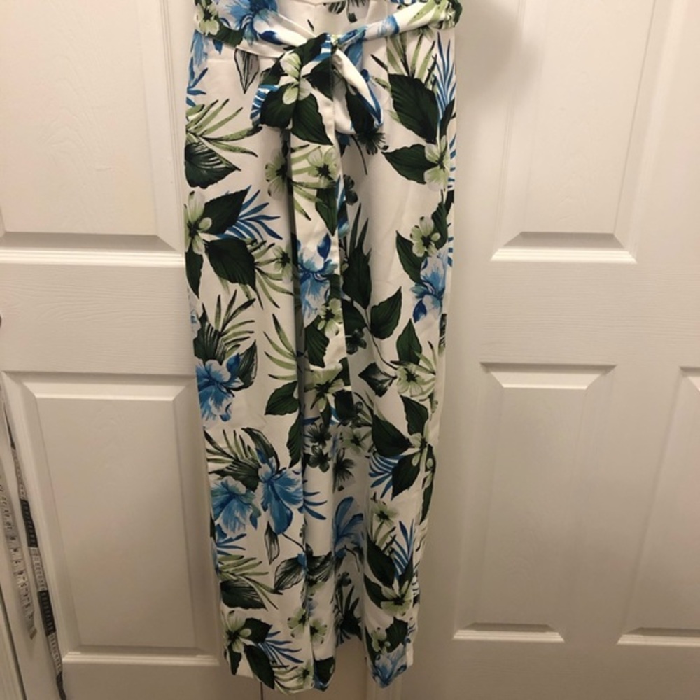 NEW Banana Republic White Tropical Floral Jumpsuit - Picture 5 of 8